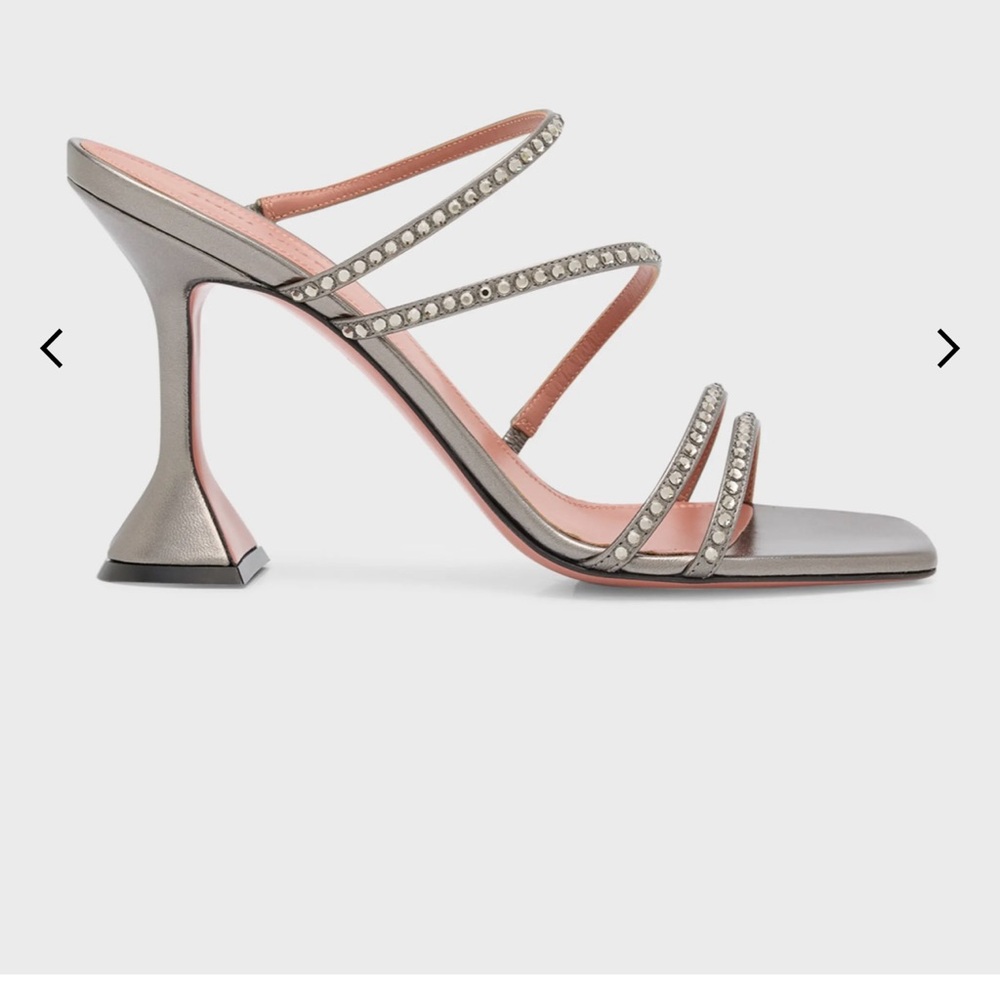 Sandals - Picture 3 of 9